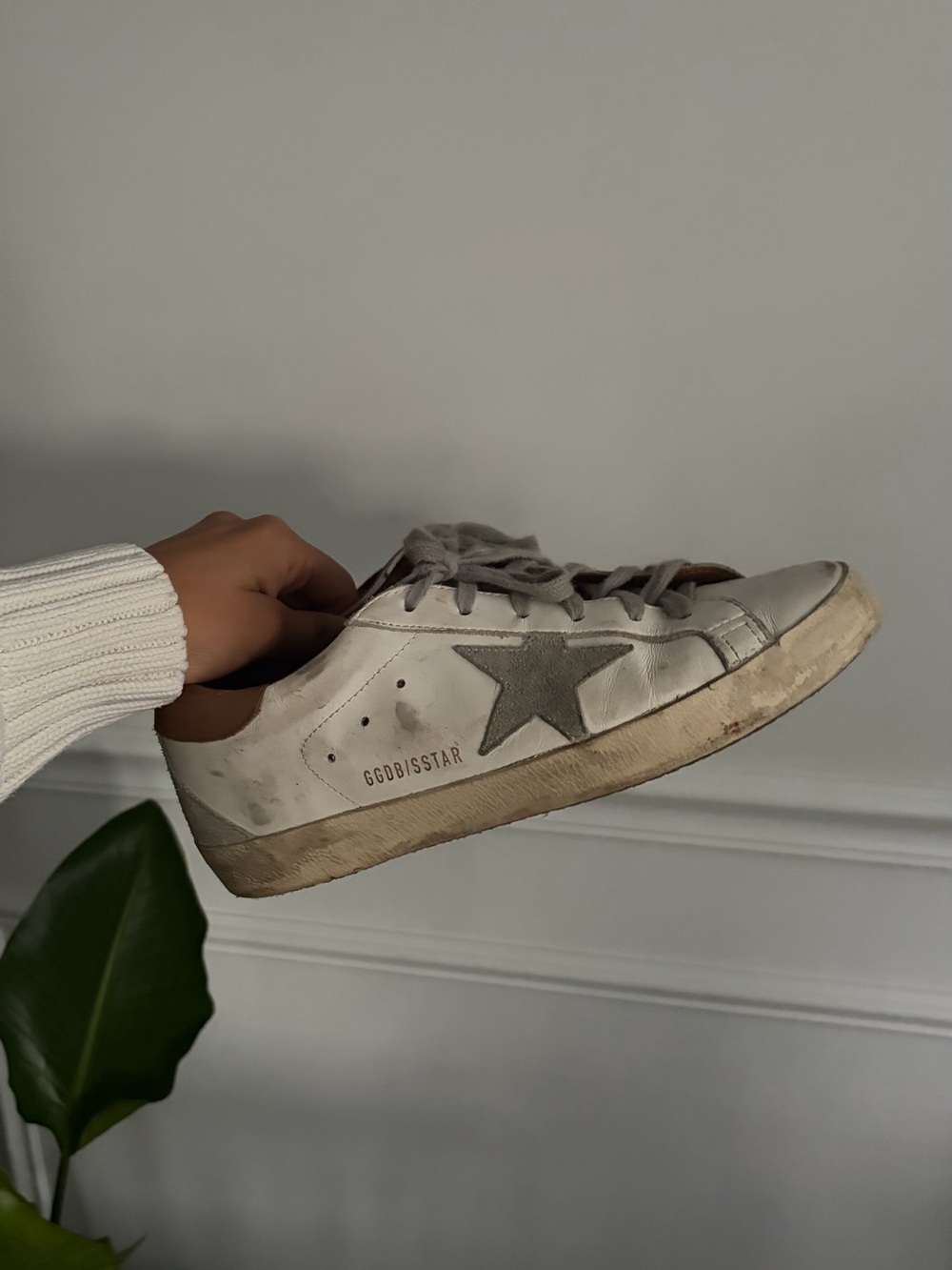 Golden Goose White Leather Low-Top Sneakers with Gray Star